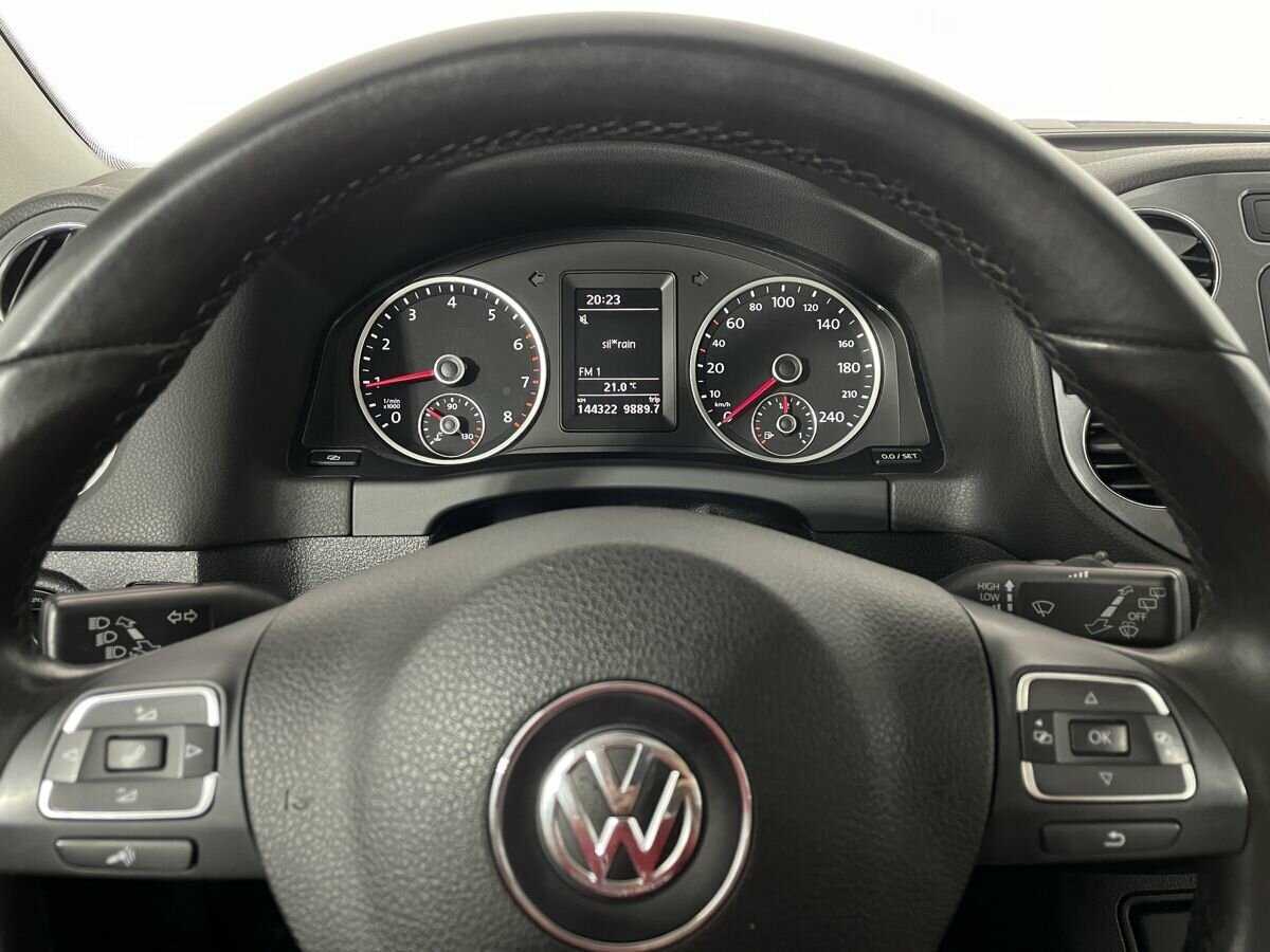 Купить Volkswagen Tiguan с пробегом. Фото: #10