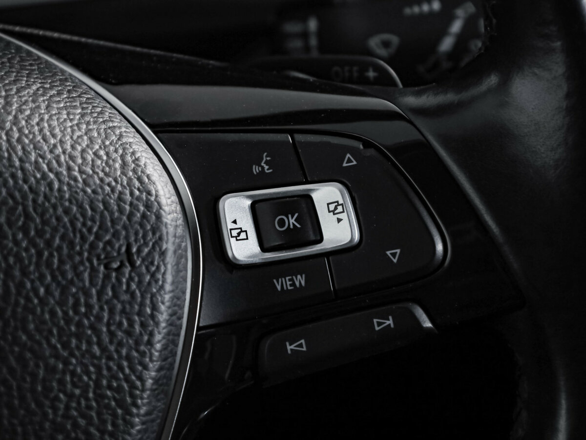Купить Volkswagen Tiguan с пробегом. Фото: #10