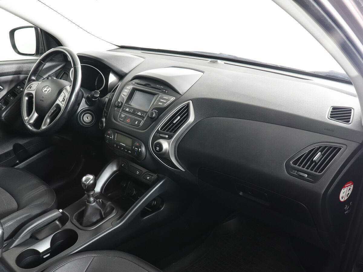 Купить Hyundai ix35 с пробегом. Фото: #9
