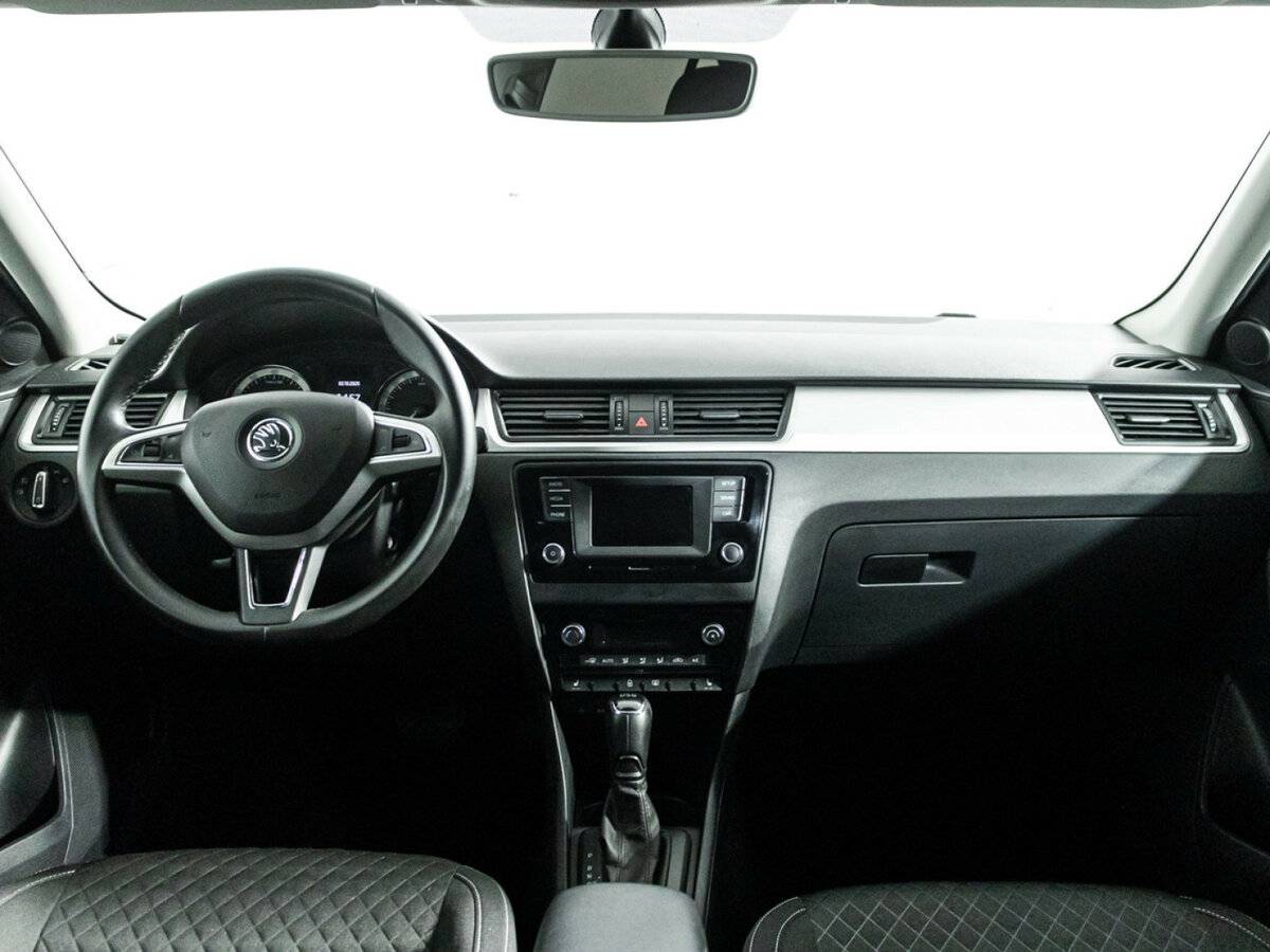 Купить Skoda Rapid с пробегом. Фото: #12