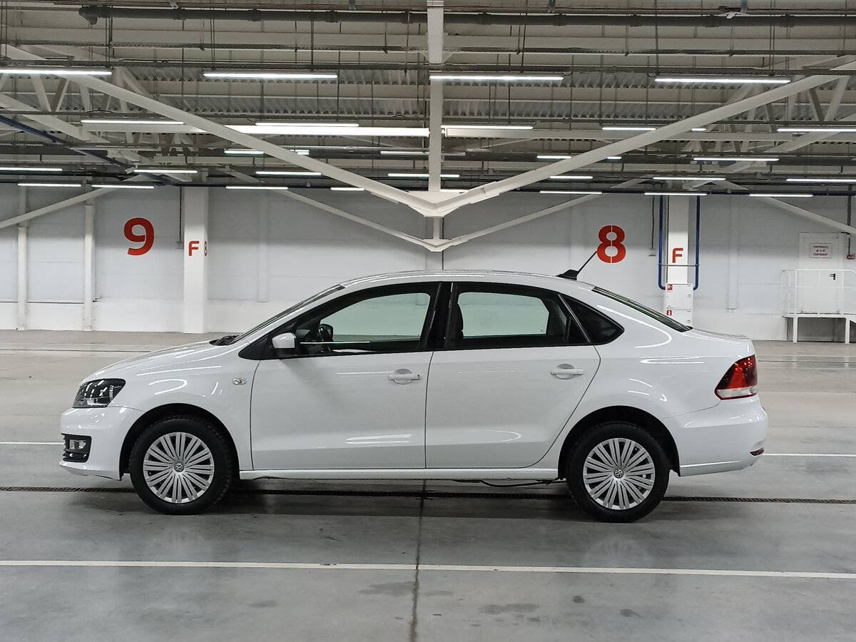 Купить Volkswagen Polo с пробегом. Фото: #7