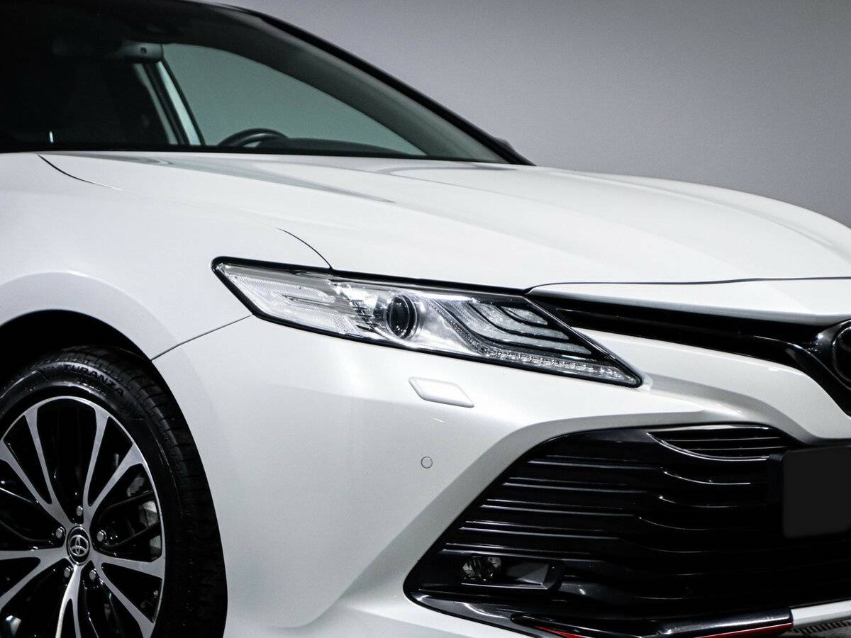 Купить Toyota Camry с пробегом. Фото: #14