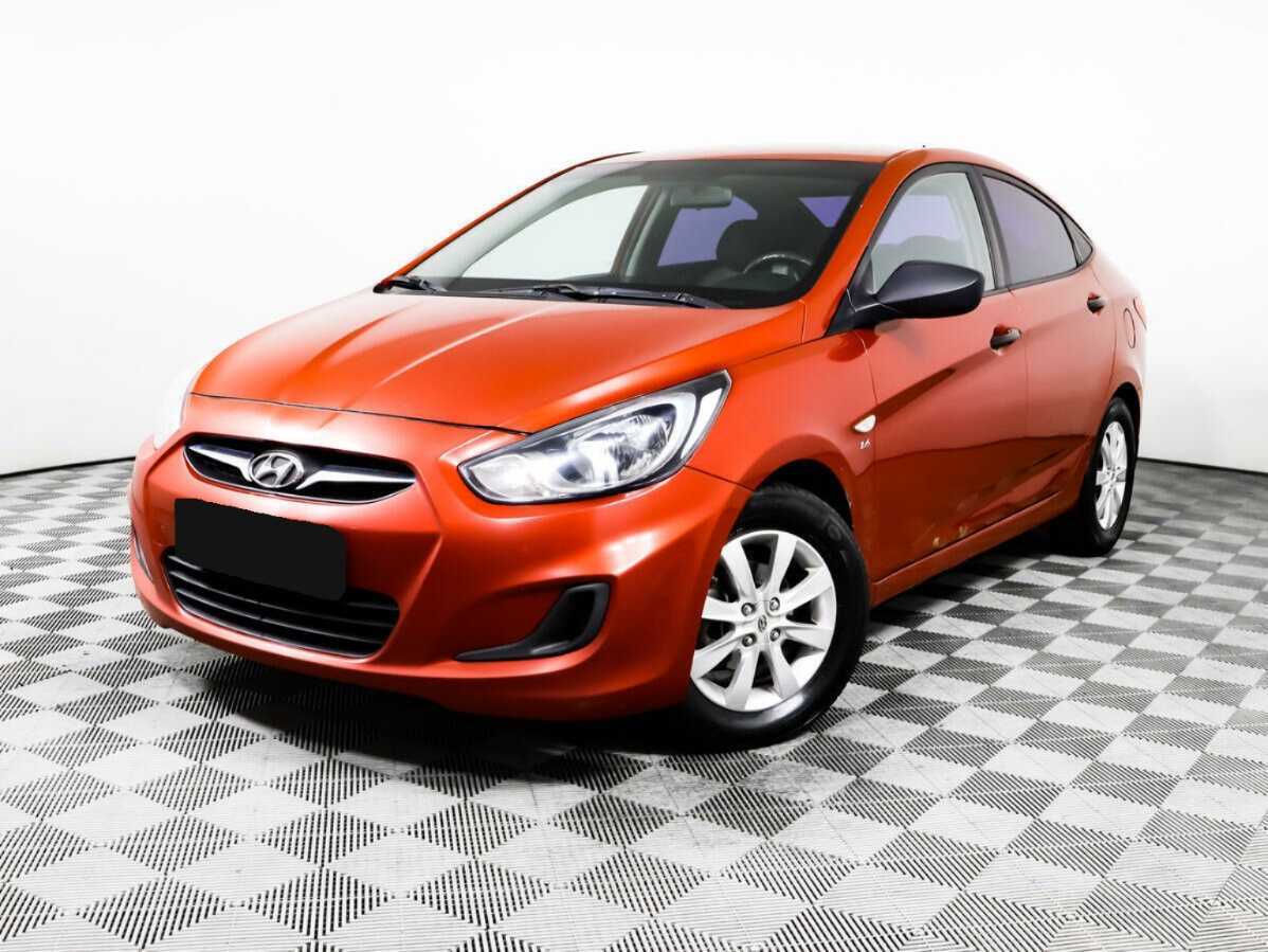 Купить Hyundai Solaris с пробегом. Фото: #0
