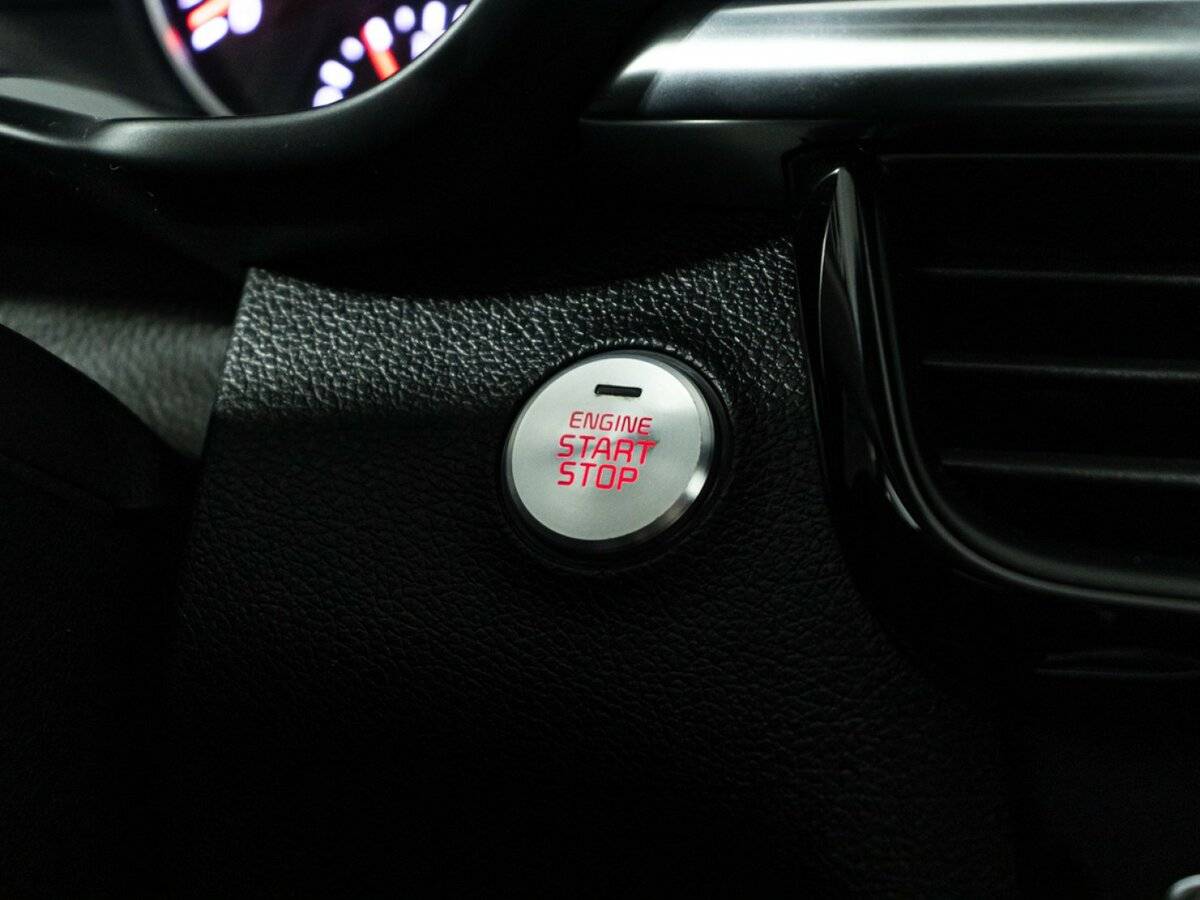 Купить Kia Optima с пробегом. Фото: #18