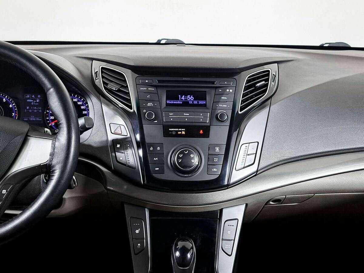 Купить Hyundai i40 с пробегом. Фото: #12