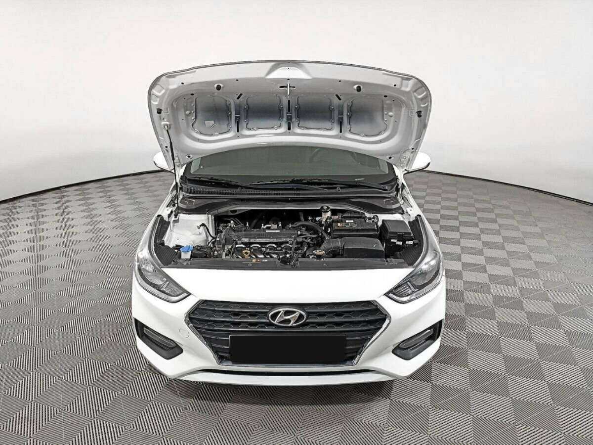 Купить Hyundai Solaris с пробегом. Фото: #8