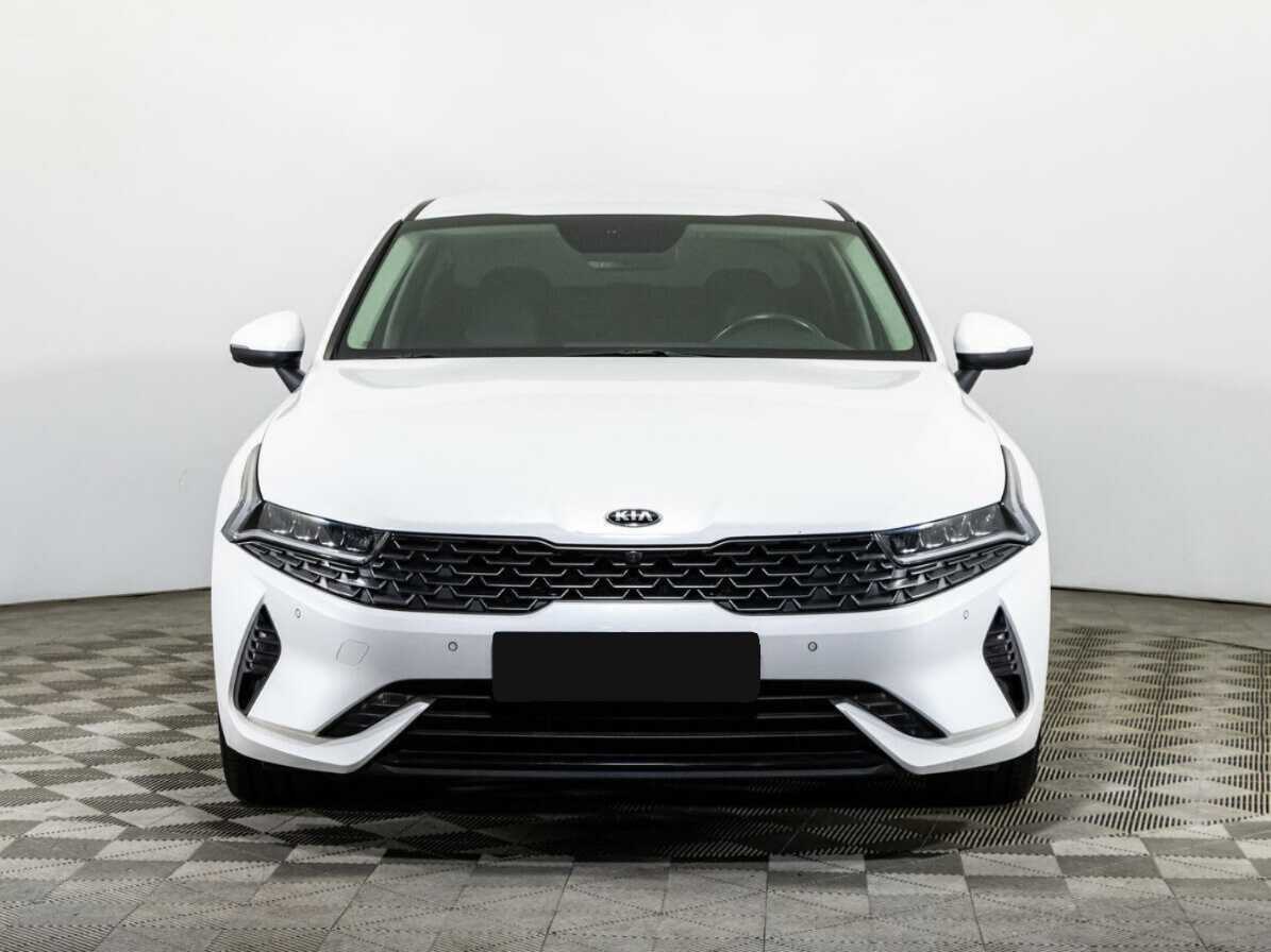 Купить Kia K5 с пробегом. Фото: #1