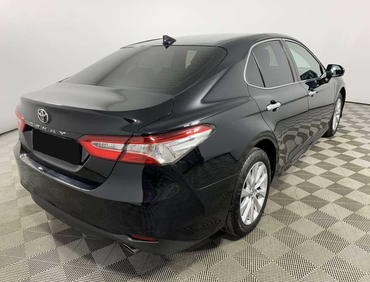 Купить Toyota Camry с пробегом. Фото: #3
