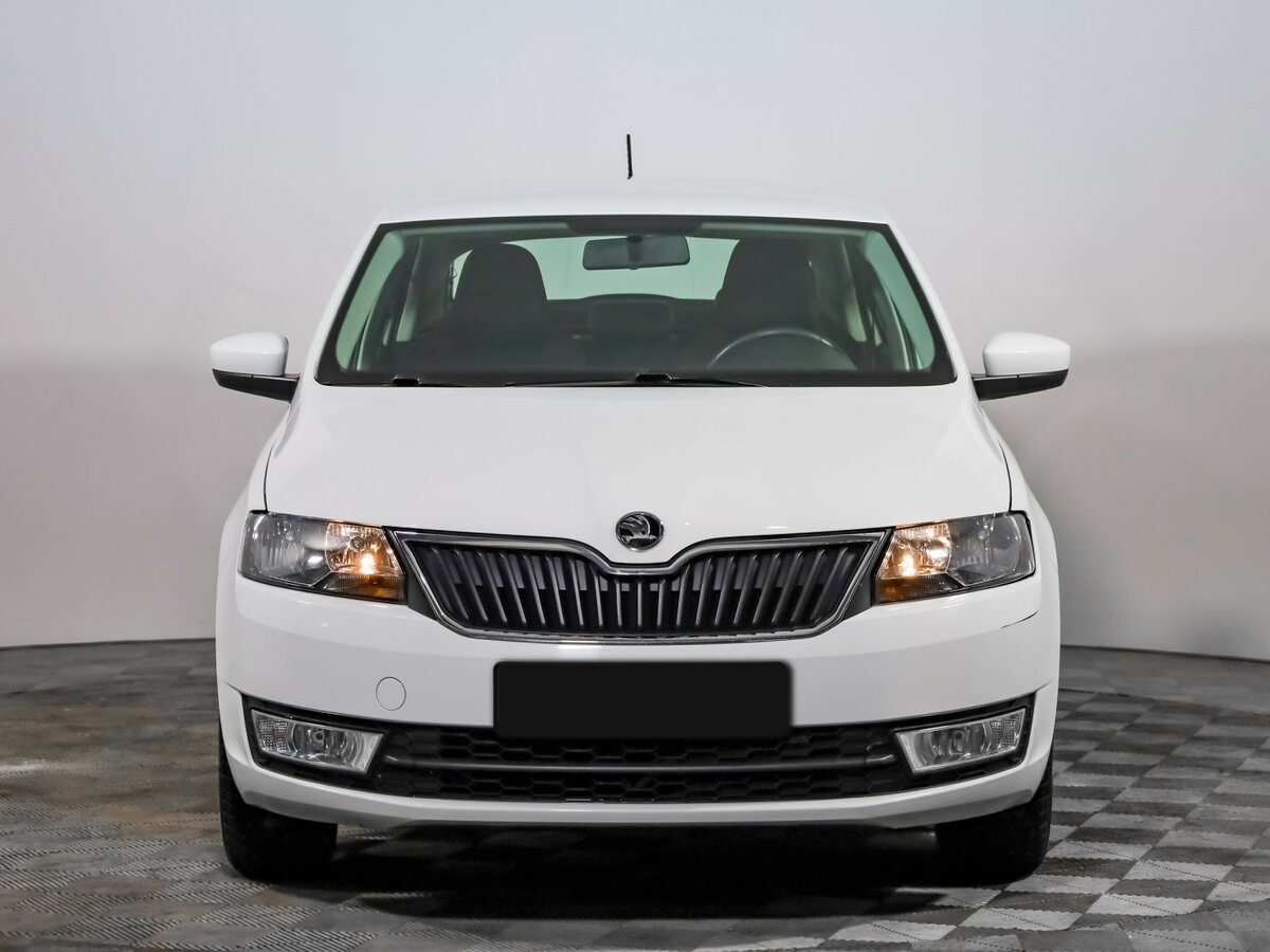Купить Skoda Rapid с пробегом. Фото: #1