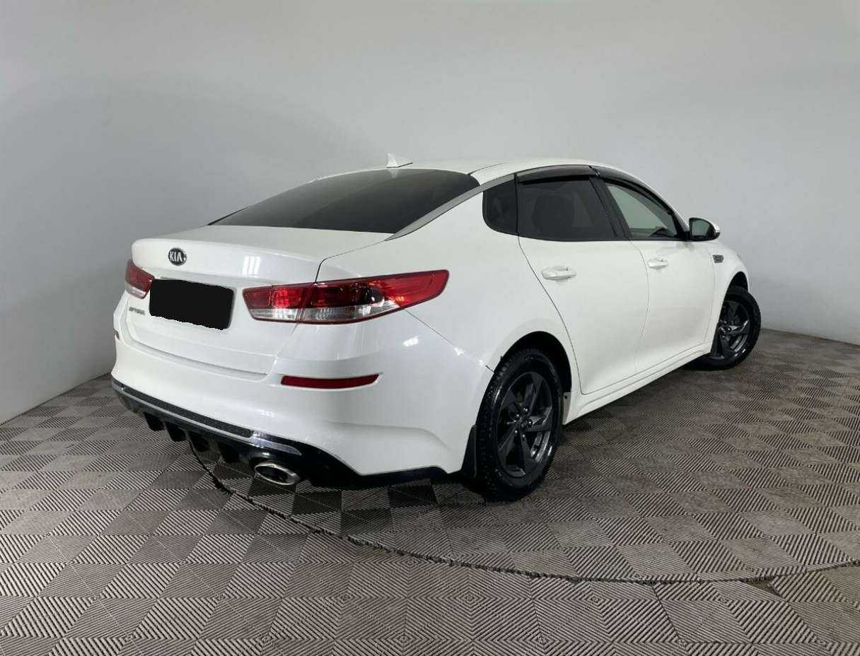 Купить Kia Optima с пробегом. Фото: #3