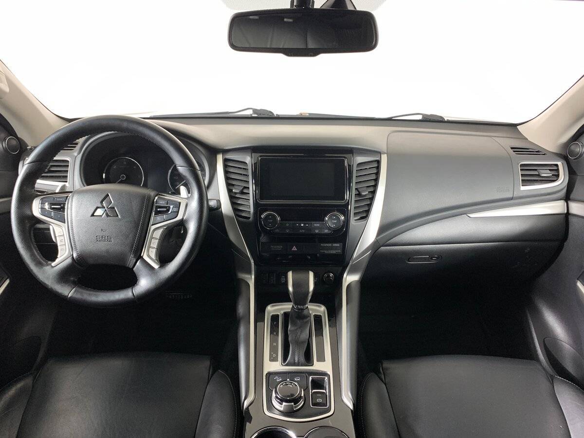 Купить Mitsubishi Pajero Sport с пробегом. Фото: #11