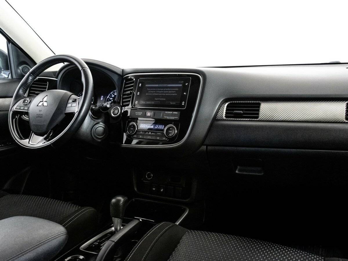 Купить Mitsubishi Outlander с пробегом. Фото: #8