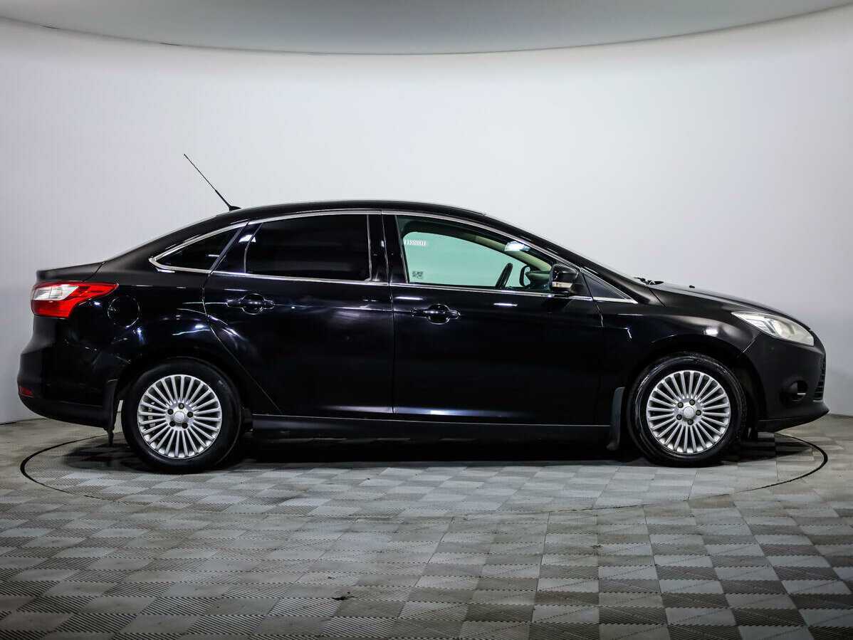 Купить Ford Focus с пробегом. Фото: #2