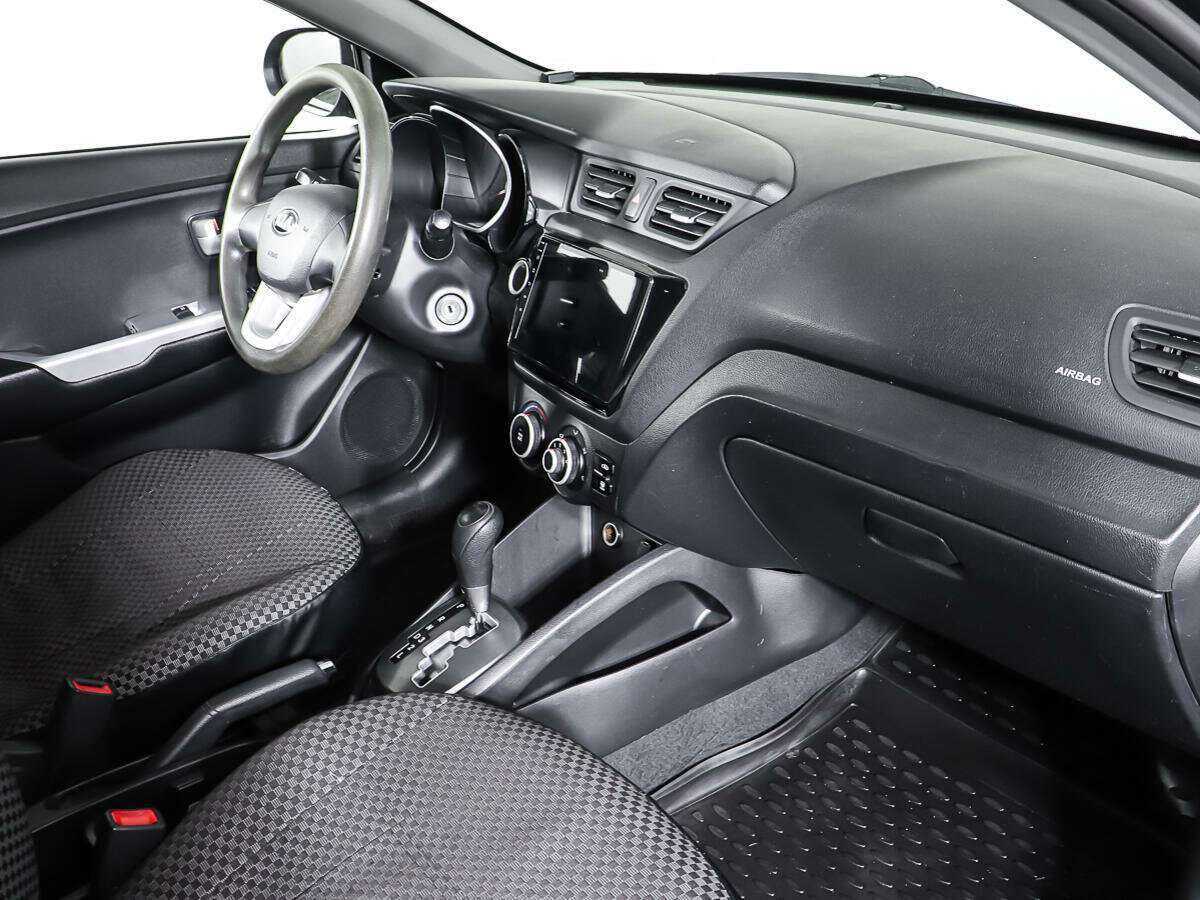 Купить Kia Rio с пробегом. Фото: #8