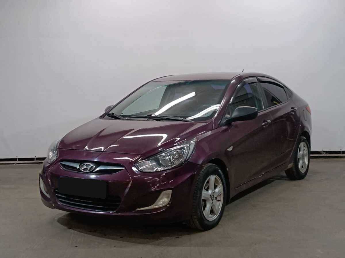 Купить Hyundai Solaris с пробегом. Фото: #0
