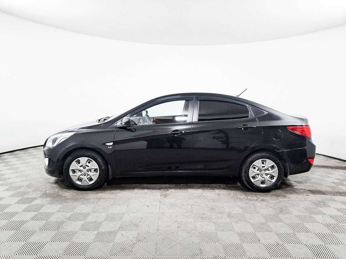 Купить Hyundai Solaris с пробегом. Фото: #6