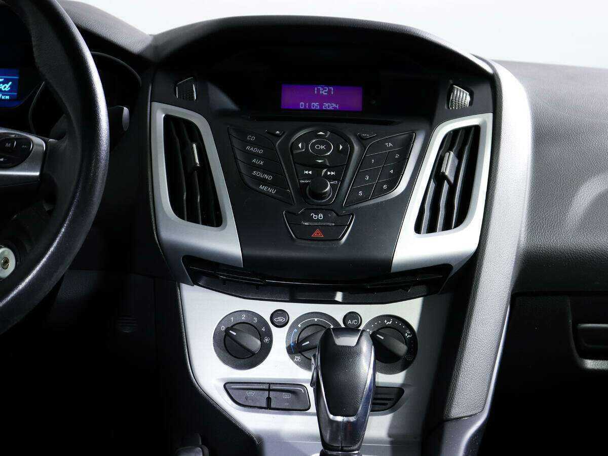 Купить Ford Focus с пробегом. Фото: #9