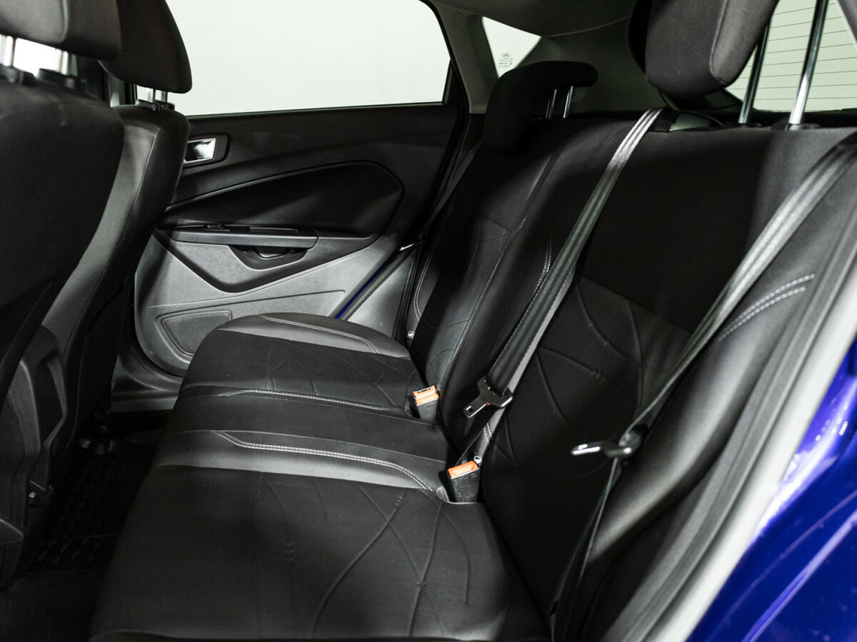 Купить Ford Fiesta с пробегом. Фото: #9