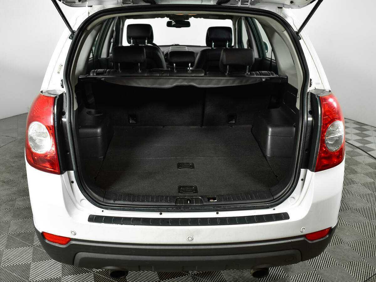 Купить Chevrolet Captiva с пробегом. Фото: #14