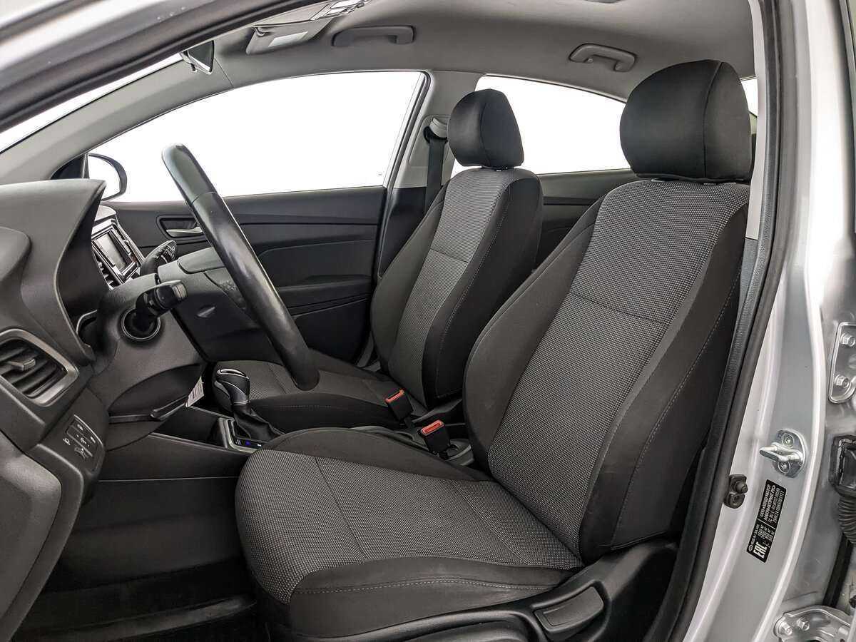 Купить Hyundai Solaris с пробегом. Фото: #15
