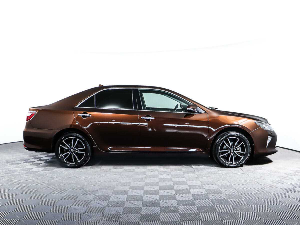 Купить Toyota Camry с пробегом. Фото: #3