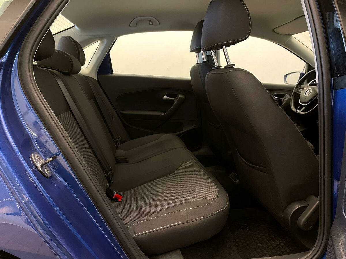 Купить Volkswagen Polo с пробегом. Фото: #7