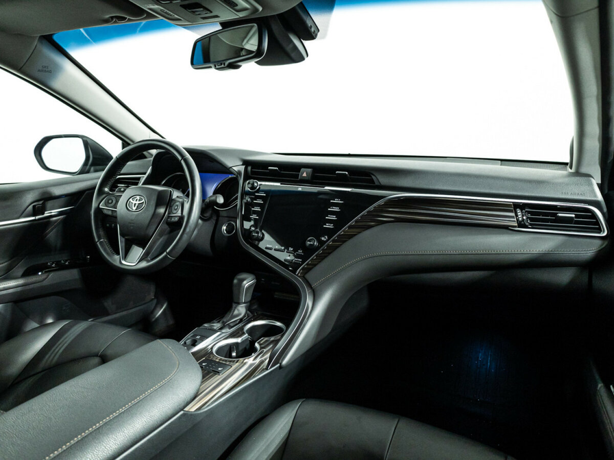 Купить Toyota Camry с пробегом. Фото: #6