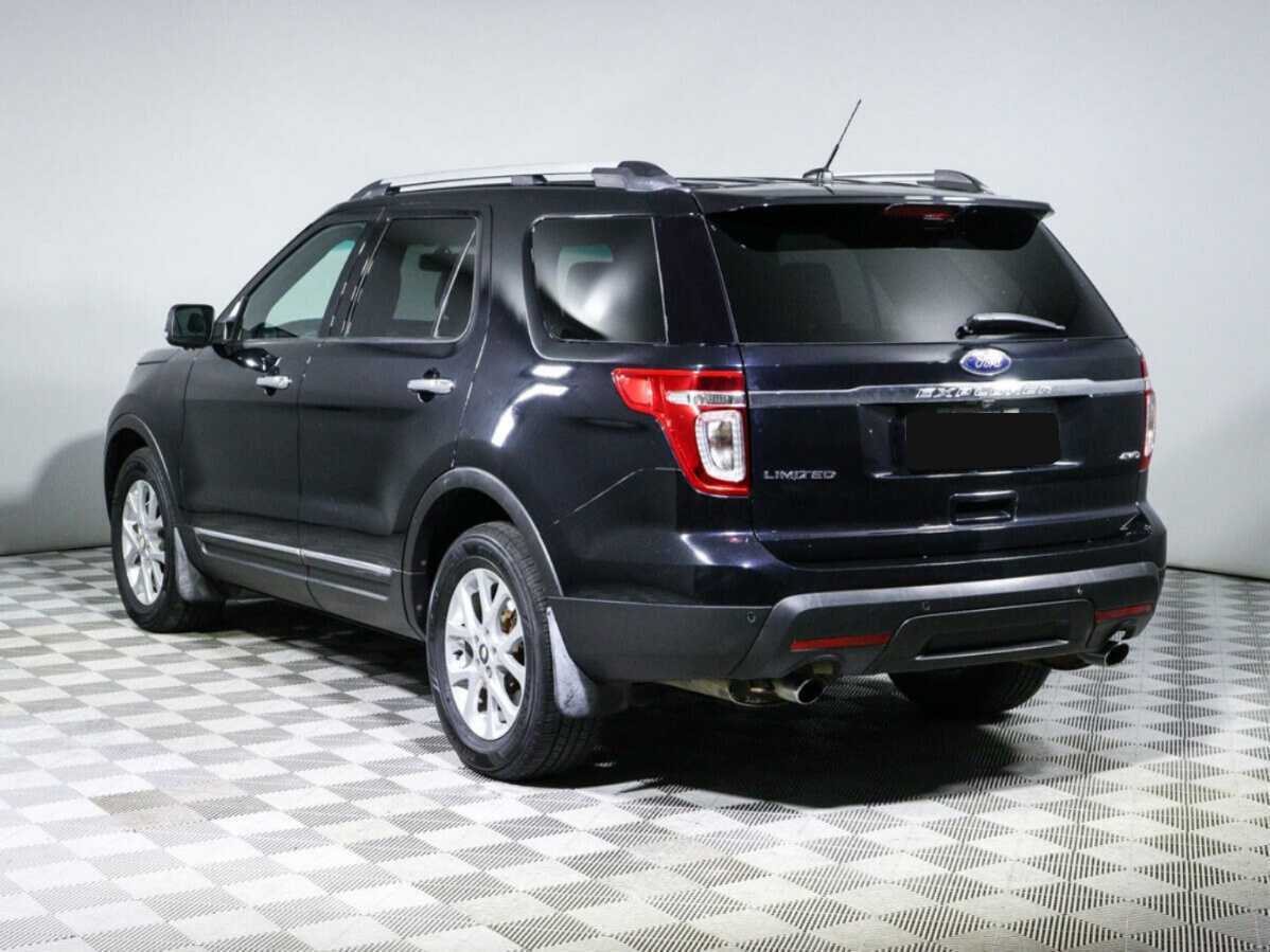 Купить Ford Explorer с пробегом. Фото: #4