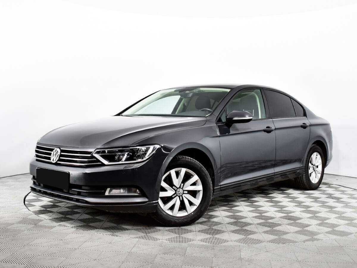 Купить Volkswagen Passat с пробегом. Посмотреть фото