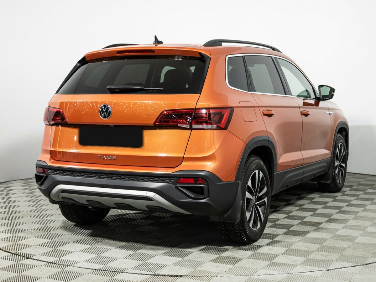Купить Volkswagen Taos с пробегом. Фото: #3