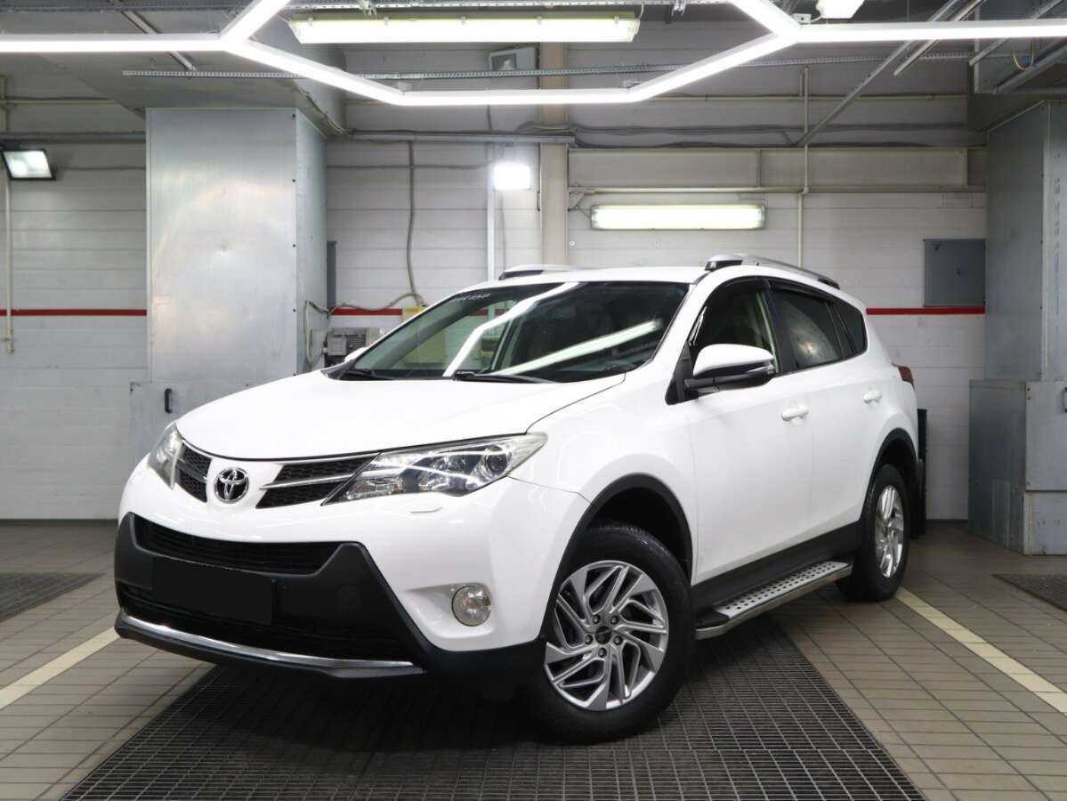 Купить Toyota RAV4 с пробегом. Посмотреть фото