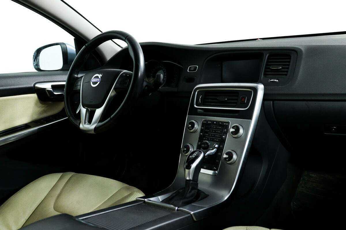 Купить Volvo S60 с пробегом. Фото: #8