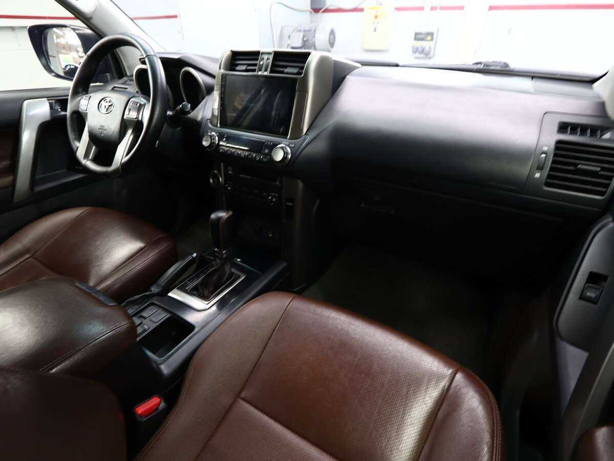 Купить Toyota Land Cruiser Prado с пробегом. Фото: #12