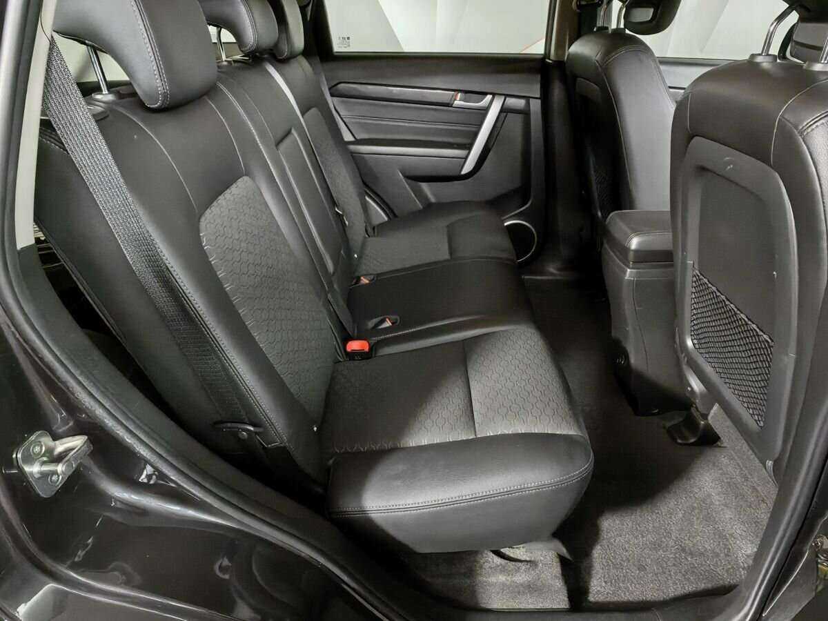 Купить Chevrolet Captiva с пробегом. Фото: #11