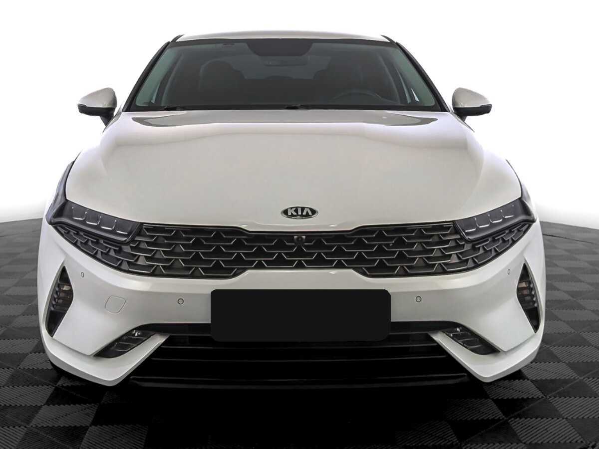 Купить Kia K5 с пробегом. Фото: #1