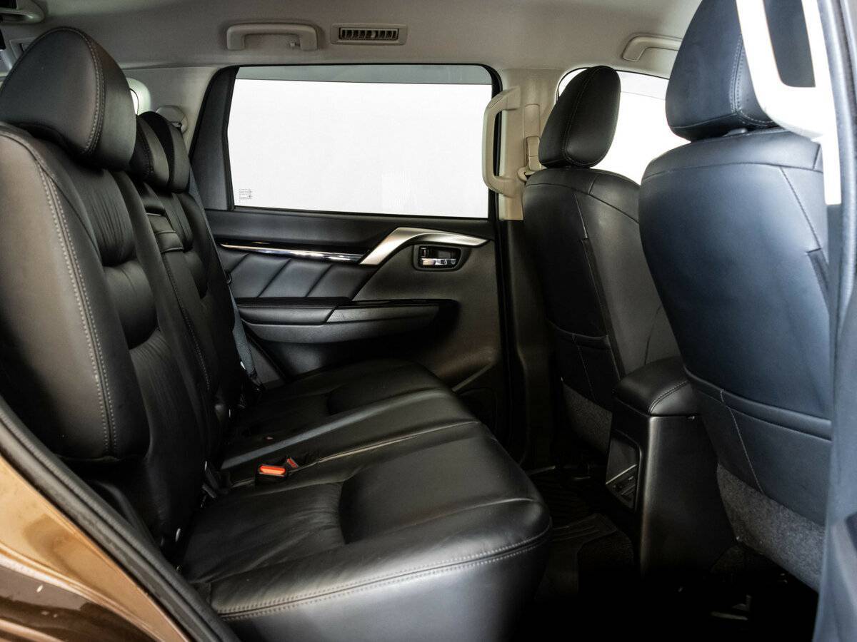 Купить Mitsubishi Pajero Sport с пробегом. Фото: #16