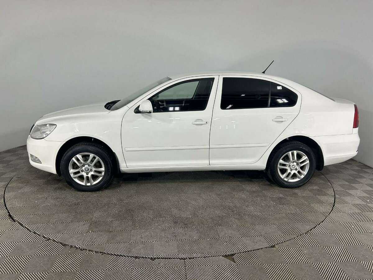 Купить Skoda Octavia с пробегом. Фото: #4