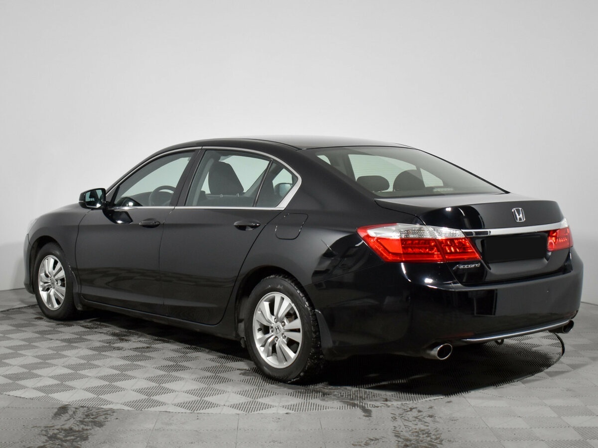 Купить Honda Accord с пробегом. Фото: #6