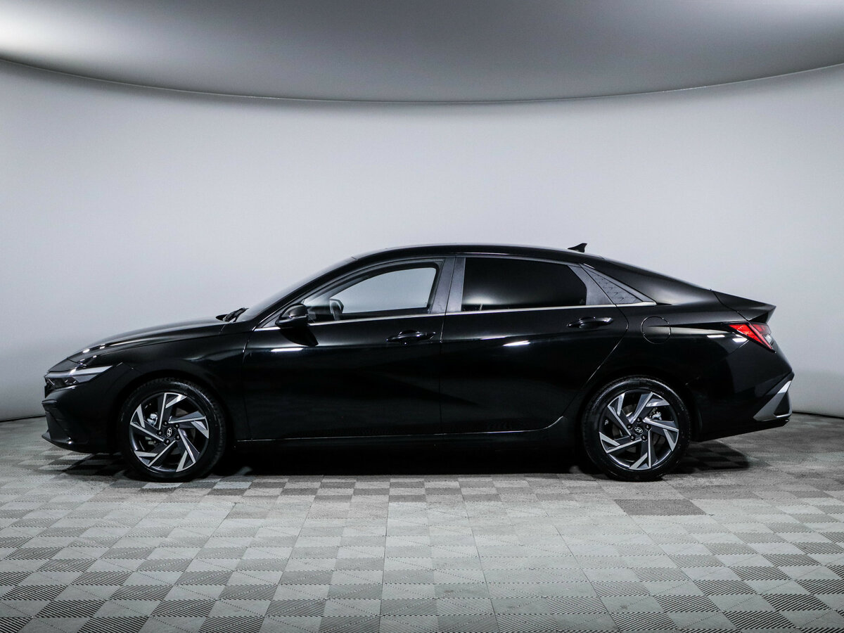 Купить Hyundai Elantra с пробегом. Фото: #7