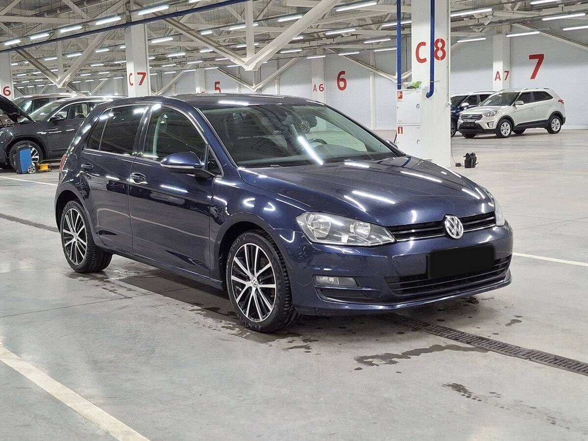 Купить Volkswagen Golf с пробегом. Фото: #2