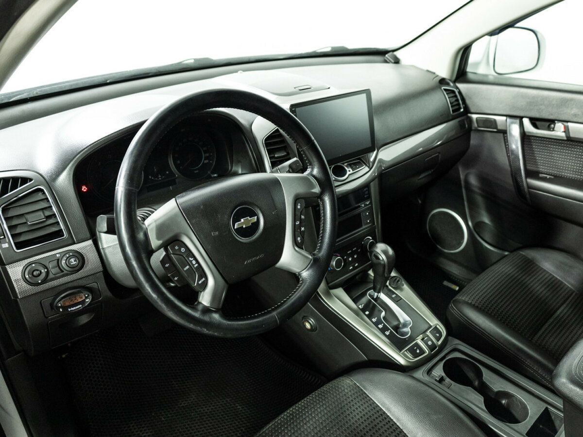 Купить Chevrolet Captiva с пробегом. Фото: #8