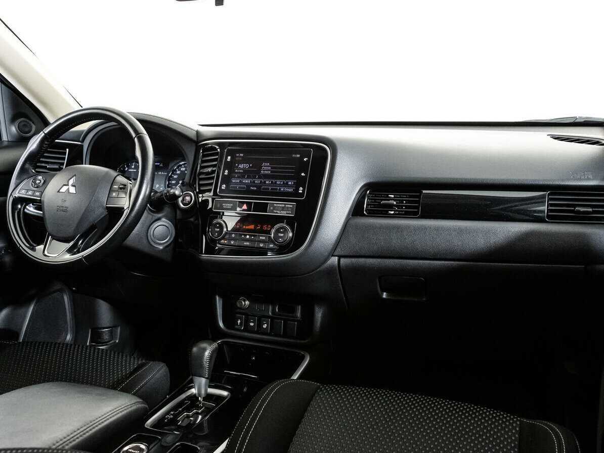 Купить Mitsubishi Outlander с пробегом. Фото: #6