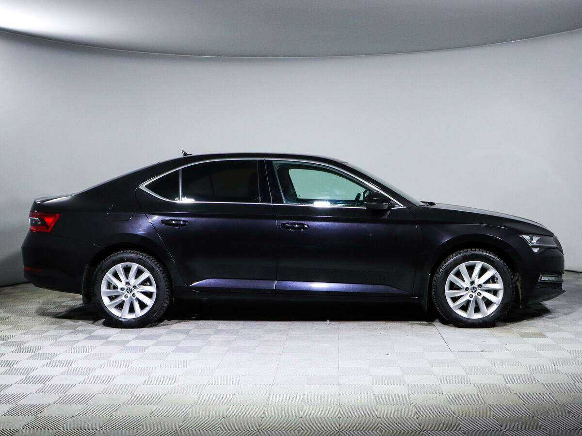 Купить Skoda Superb с пробегом. Фото: #3