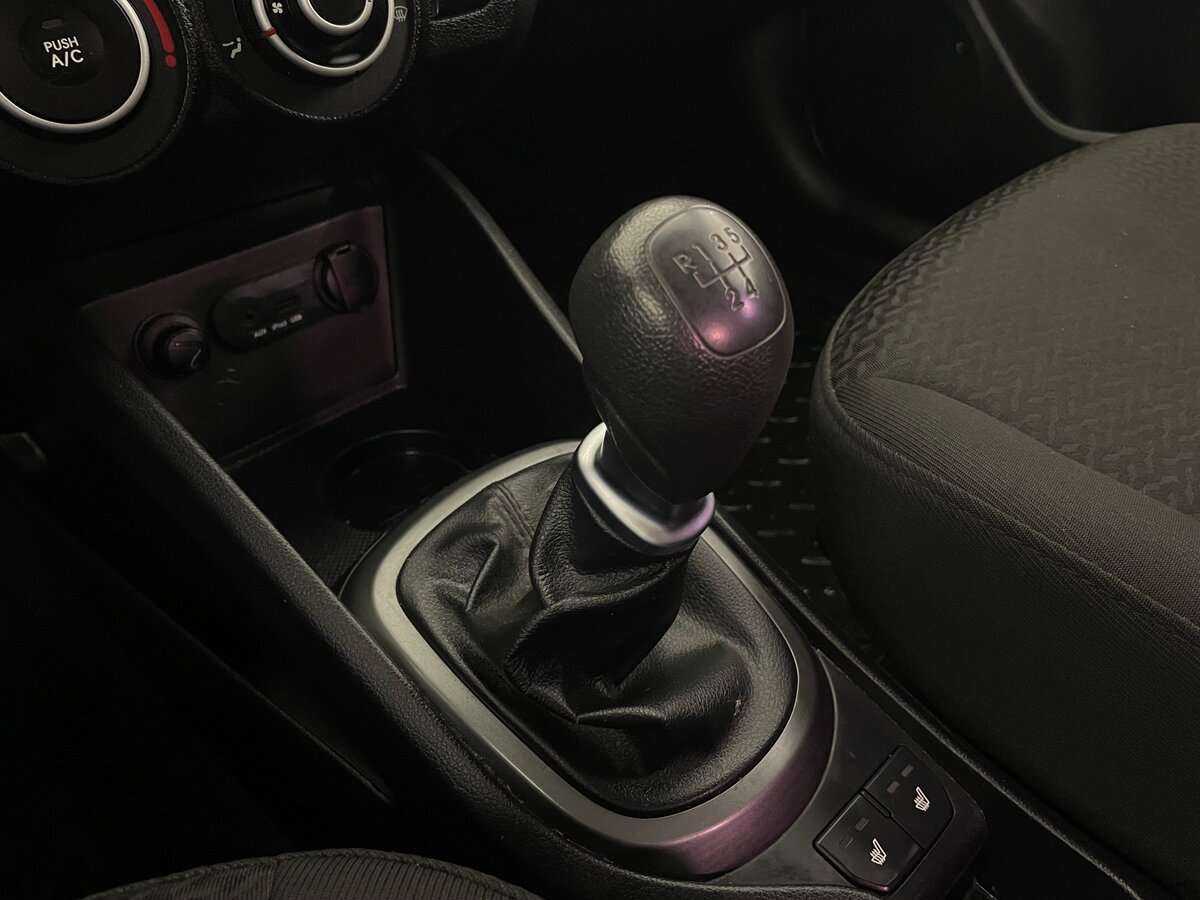 Купить Kia Rio с пробегом. Фото: #15