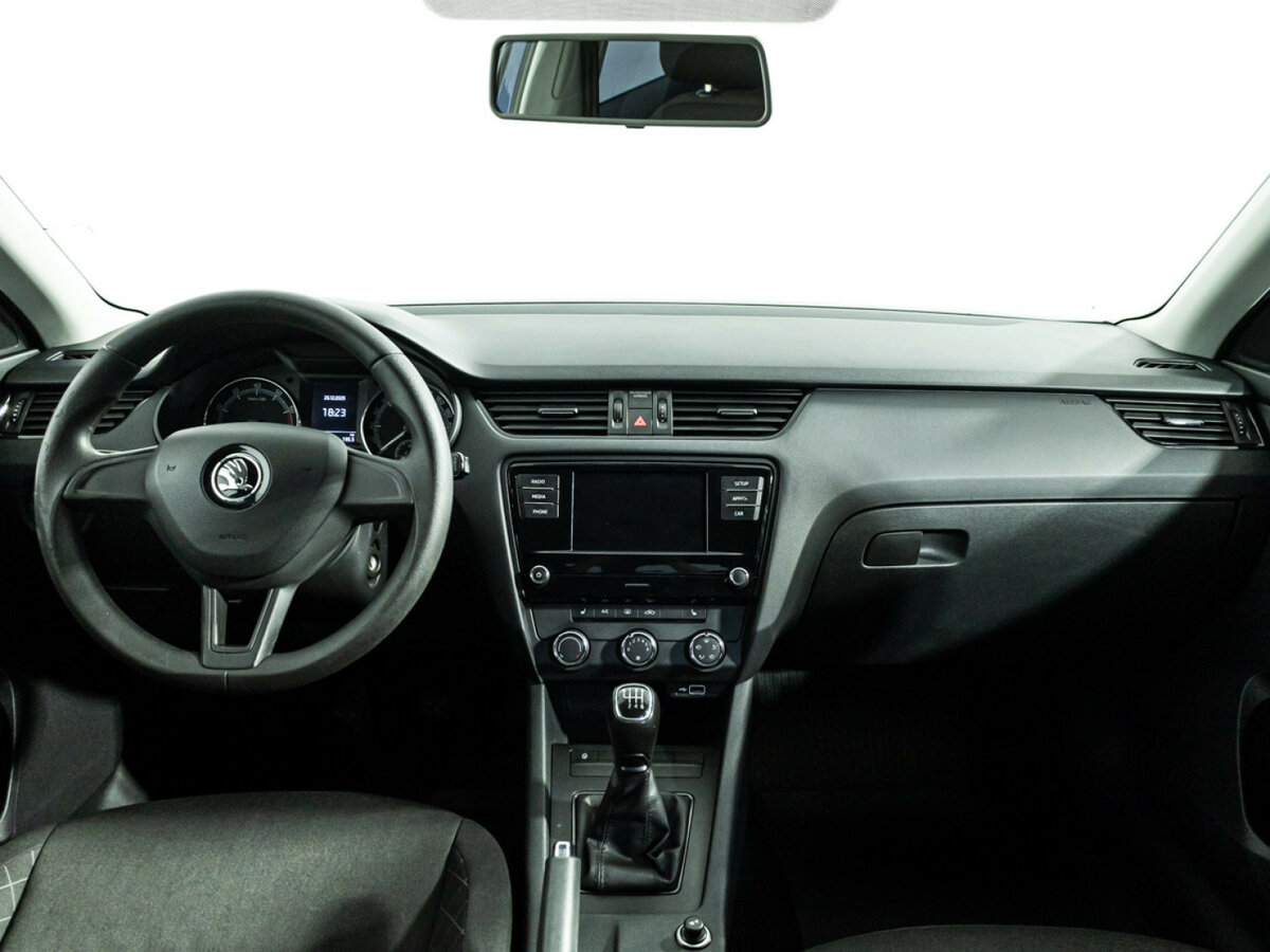 Купить Skoda Octavia с пробегом. Фото: #12