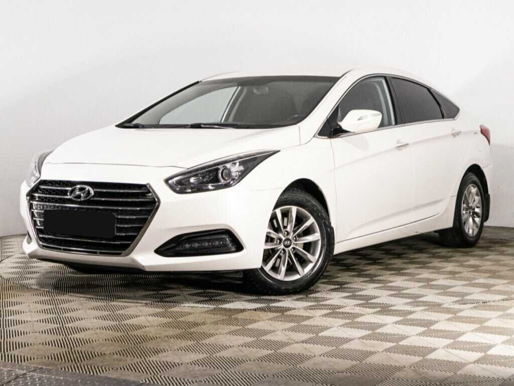 Купить Hyundai i40 с пробегом. Фото: #0