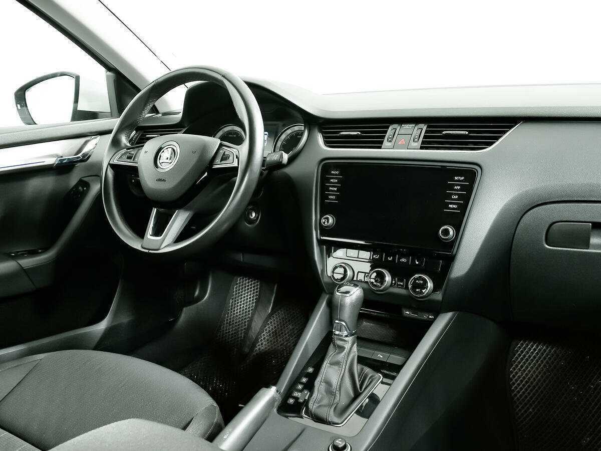 Купить Skoda Octavia с пробегом. Фото: #8