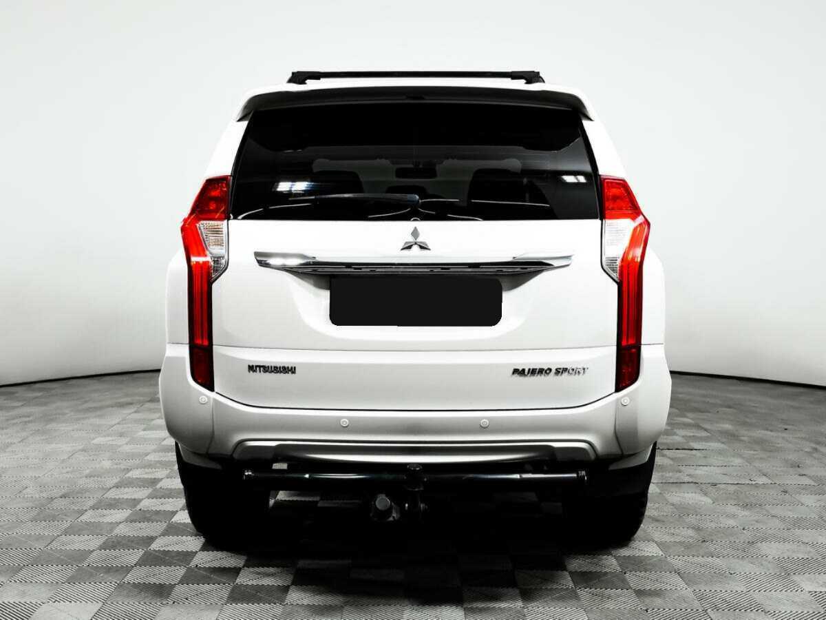Купить Mitsubishi Pajero Sport с пробегом. Фото: #5