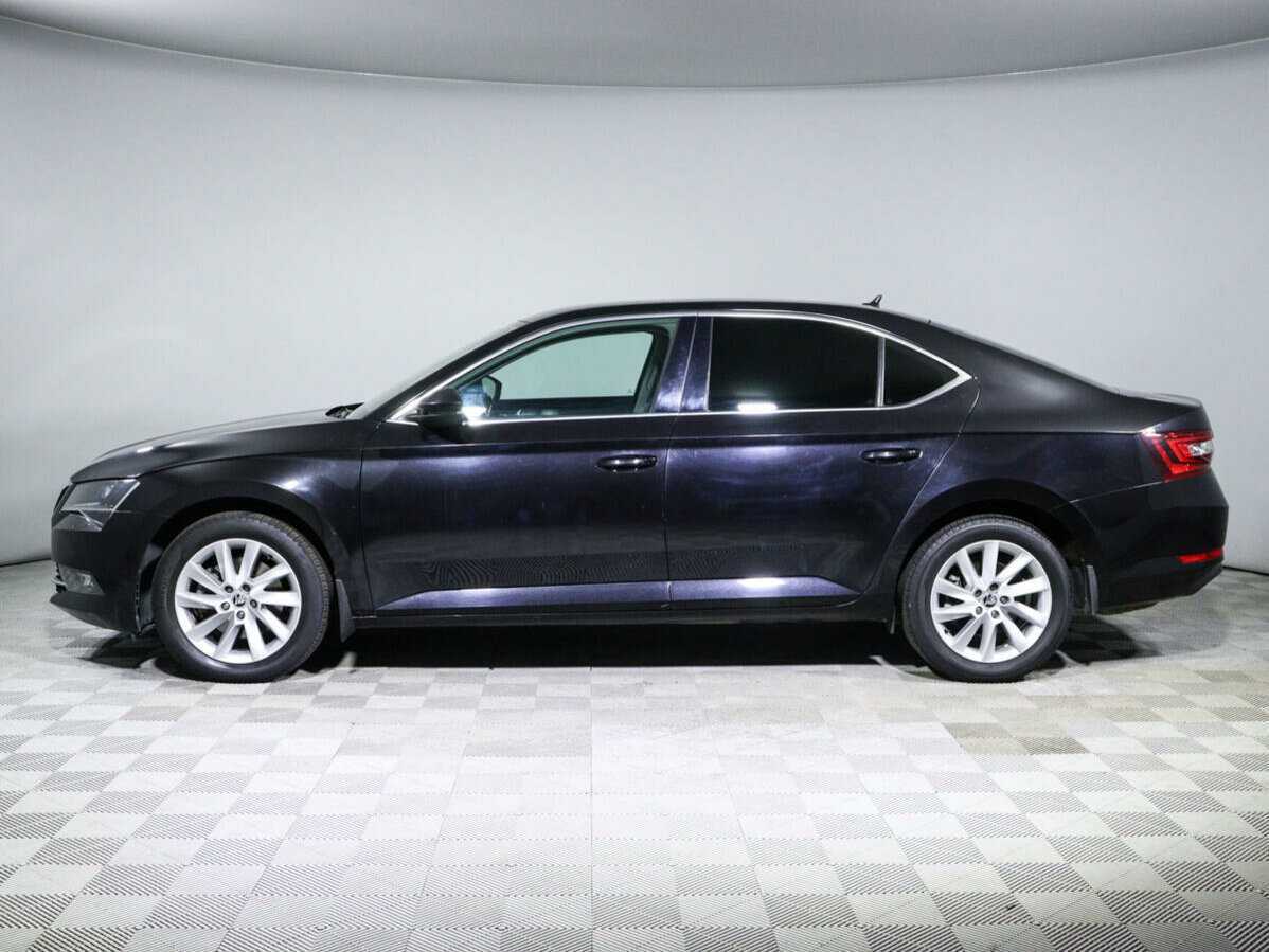 Купить Skoda Superb с пробегом. Фото: #7