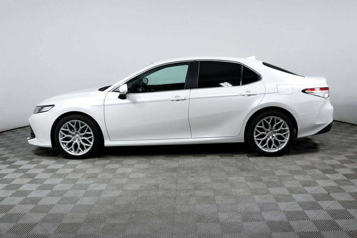 Купить Toyota Camry с пробегом. Фото: #7